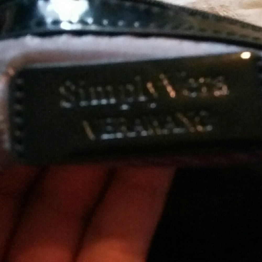 Purse - Picture 2 of 3